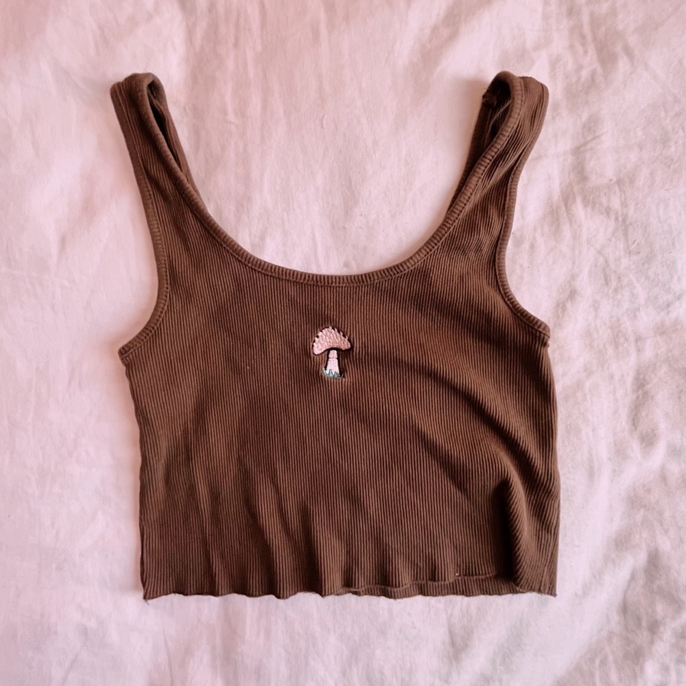 GARAGE MUSHROOM SUMMER CROP TANK TOP